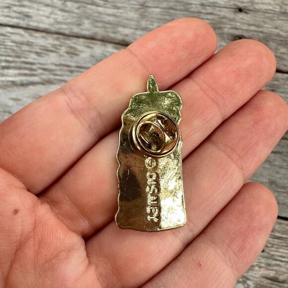 Disney Hocus Pocus Black Flame Candle Pin Hocus Pocus Jewelry Halloween Jewelry - Picture 2 of 2